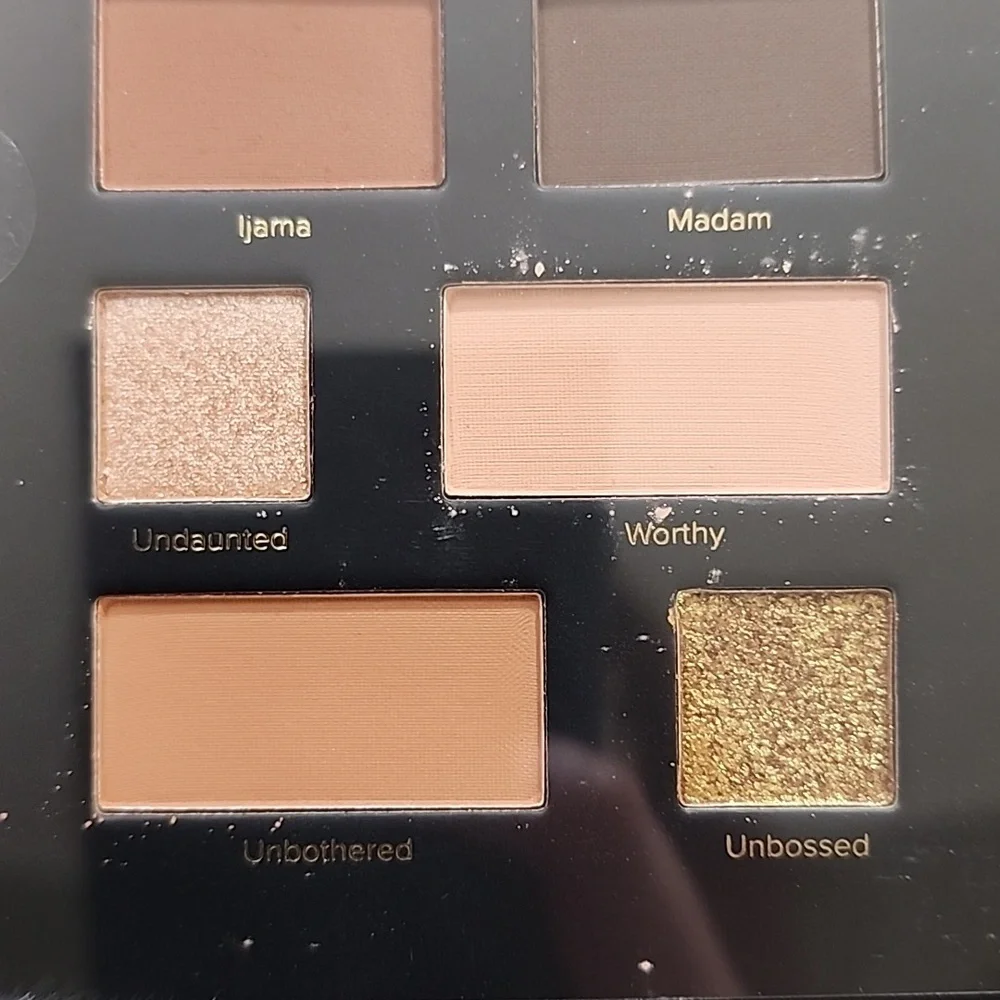 New Mischo Beauty Eyeshadow Palette Limited‎ Edition